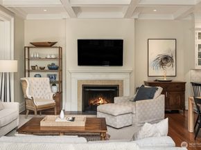 2001 Broadmoor Drive E, Seattle WA 98112