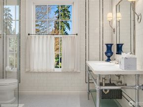 2001 Broadmoor Drive E, Seattle WA 98112