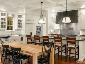 2001 Broadmoor Drive E, Seattle WA 98112