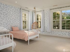 2001 Broadmoor Drive E, Seattle WA 98112