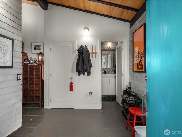 15109 SE 53rd Place, Bellevue WA 98006