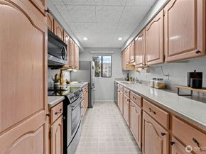 12729 NE 144th Street 154D, Kirkland WA 98034