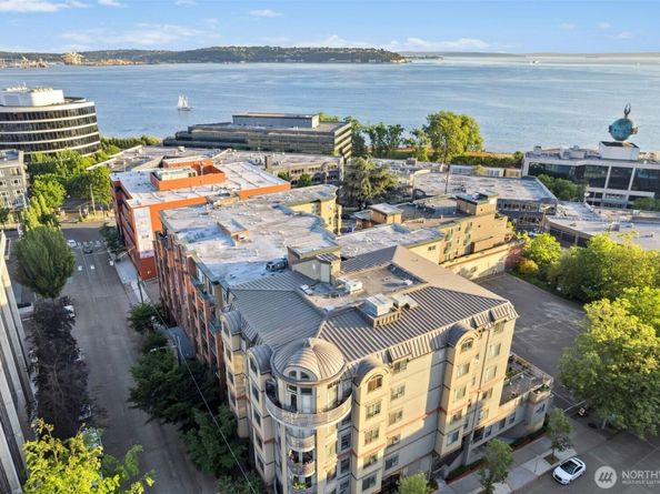133 Queen Anne Avenue N 304, Seattle WA 98109
