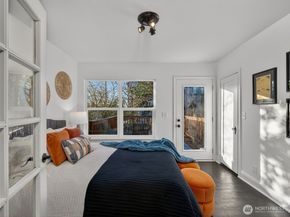 8859 20th Avenue SW, Seattle WA 98106