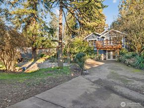 8859 20th Avenue SW, Seattle WA 98106