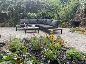 8859 20th Avenue SW, Seattle WA 98106