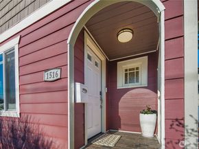 1516 S Bennett Street, Seattle WA 98108