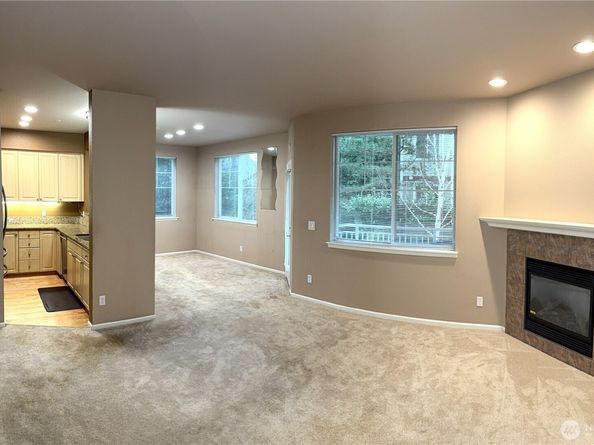 13000 Admiralty Way B201, Everett WA 98204