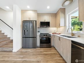 9020 13th Avenue NW C, Seattle WA 98117