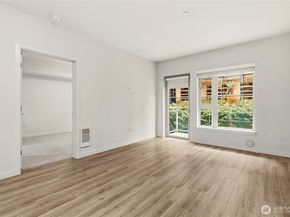 1760 NW 56th Street 311, Seattle WA 98107