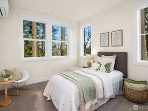 11814 NE 103rd Place, Kirkland WA 98033