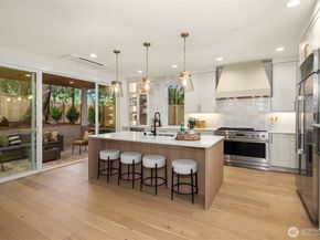 11814 NE 103rd Place, Kirkland WA 98033