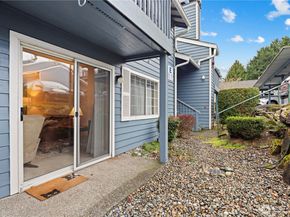 16817 Larch Way E103, Lynnwood WA 98037