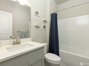 10260 Ramble Drive NW, Bremerton WA 98383