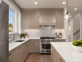 3035 NW 71st Street, Seattle WA 98117