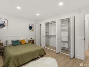 14527 NE 40th Street G104, Bellevue WA 98007