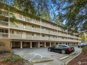 14527 NE 40th Street G104, Bellevue WA 98007