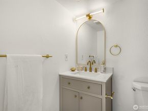 14527 NE 40th Street G104, Bellevue WA 98007