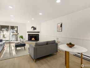 14527 NE 40th Street G104, Bellevue WA 98007