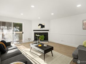 14527 NE 40th Street G104, Bellevue WA 98007