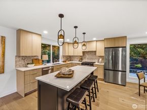 15909 175th Avenue NE, Woodinville WA 98072