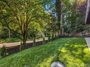 15909 175th Avenue NE, Woodinville WA 98072