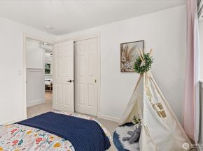 9424 235th Place SW, Edmonds WA 98020