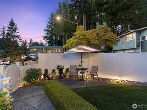 9424 235th Place SW, Edmonds WA 98020