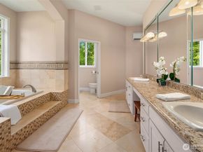 21315 SE 11th Street, Sammamish WA 98075