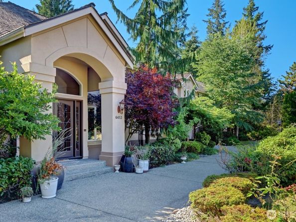 6413 163rd Place SE, Bellevue WA 98006