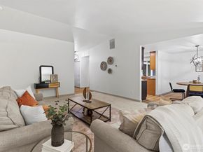 3022 254th Avenue SE, Sammamish WA 98075