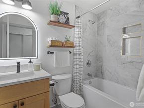 3022 254th Avenue SE, Sammamish WA 98075