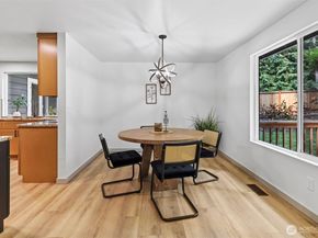 3022 254th Avenue SE, Sammamish WA 98075