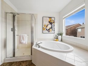 11033 SE 201st Street, Kent WA 98031