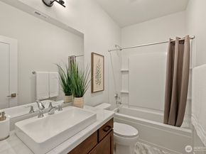 1431 Bandera Avenue SE, North Bend WA 98045