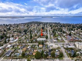 3501 SW Holden Street 303, Seattle WA 98126