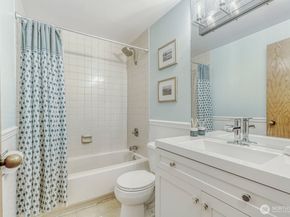 3501 SW Holden Street 303, Seattle WA 98126