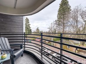 3501 SW Holden Street 303, Seattle WA 98126