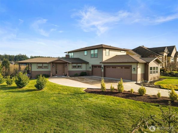 22922 Belvedere Place NE, Kingston WA 98346