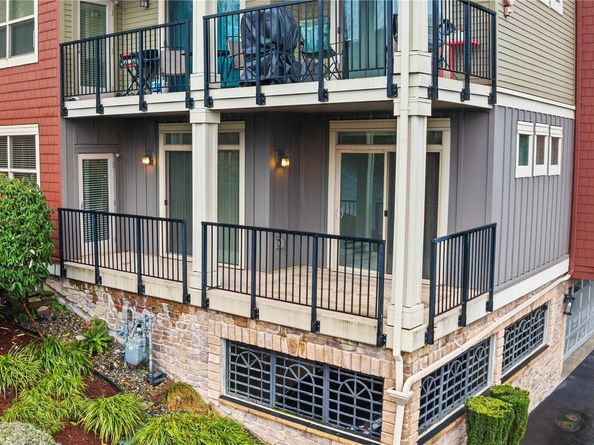 6800 132nd Place SE W104, Newcastle WA 98059