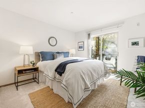 412 11th Avenue 206, Seattle WA 98122