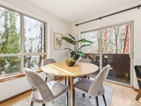 412 11th Avenue 206, Seattle WA 98122