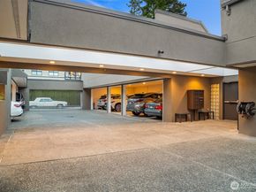 6363 Lake Washington Boulevard NE 203, Kirkland WA 98033