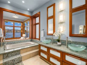 4632 E Mercer Way, Mercer Island WA 98040