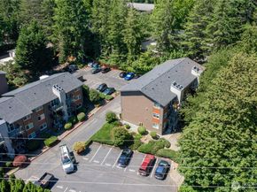 230 SW Clark Street C203, Issaquah WA 98027