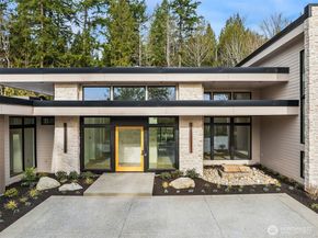 23752 NE 39th Place, Redmond WA 98053