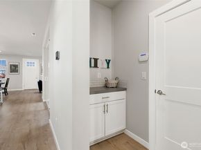 9702 5th Lane SW 9, Seattle WA 98106