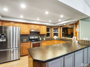 15121 Cedar Grove Road NE, Poulsbo WA 98370