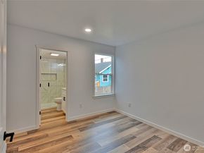 2405 Rockefeller Ave, Everett WA 98201