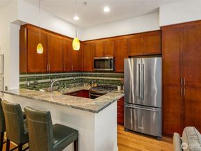 61 Pine Street 203, Edmonds WA 98020